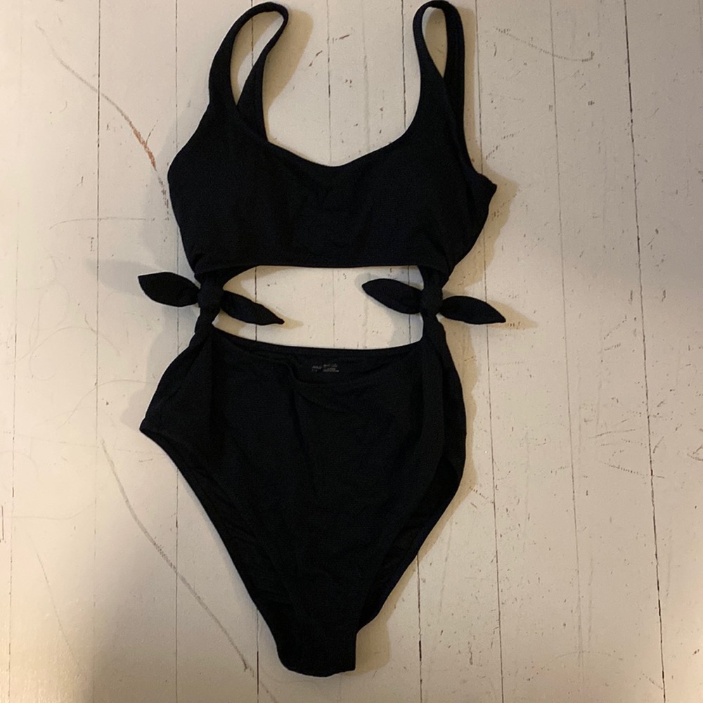 NWOT aerie swim size L